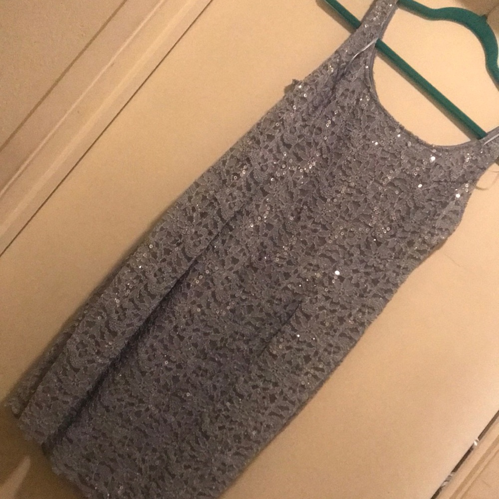 Women’s dress